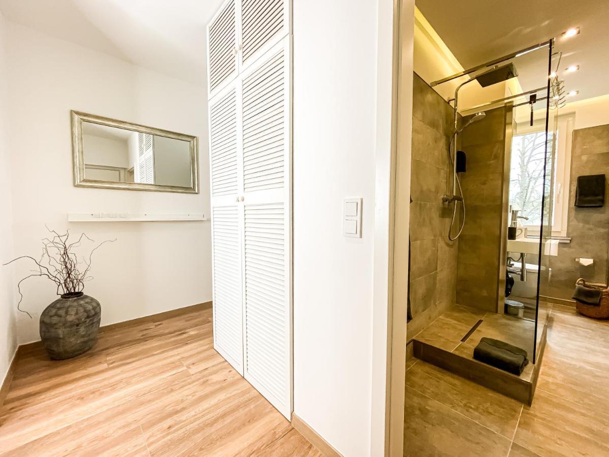 Modernes, Mediales Apartment, Naehe Der Neuen Leipziger Messe, Bis Vier Personen Apartment Leipzig