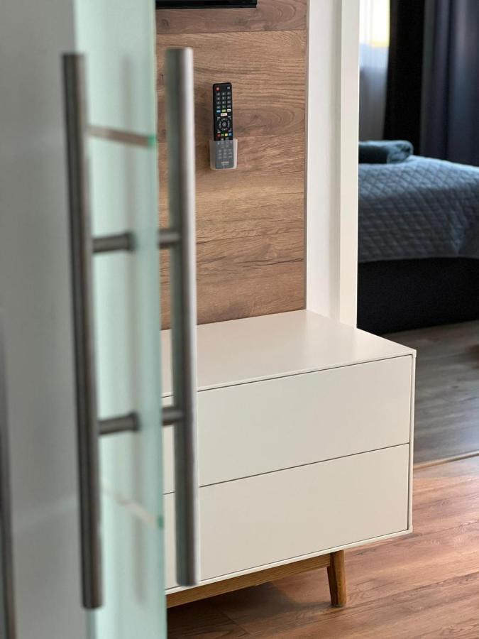 Modernes, Mediales Apartment, Naehe Der Neuen Leipziger Messe, Bis Vier Personen * Leipzig