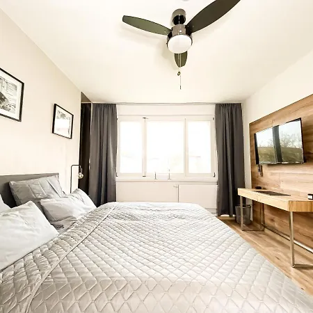 Modernes, Mediales Apartment, Naehe Der Neuen Leipziger Messe, Bis Vier Personen Exterior photo