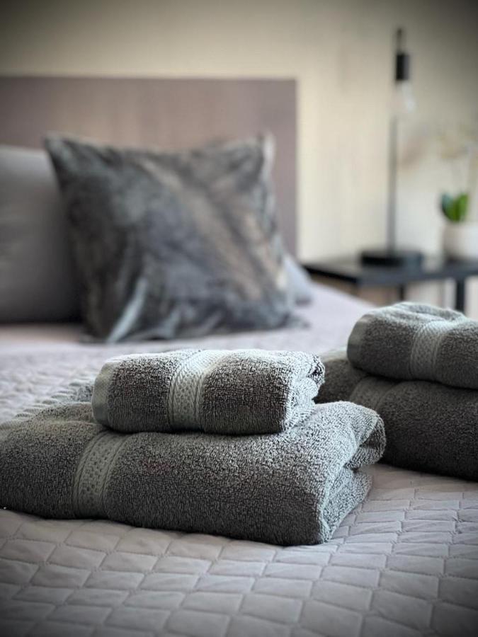 Modernes, Mediales Apartment, Naehe Der Neuen Leipziger Messe, Bis Vier Personen * Лейпциг